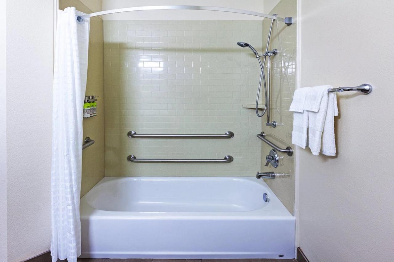 Candlewood Suites Midland By Ihg Exteriör bild